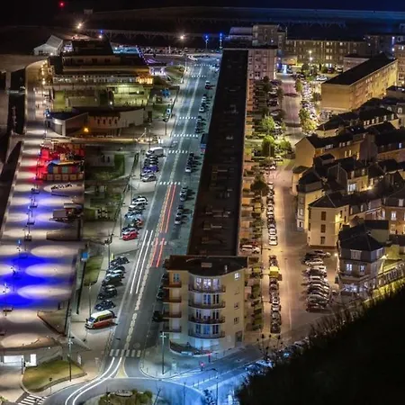 Esplanade Front De 113 1er Etage Lit Fait Wifi Taxe De Sejour Incluse Le Treport